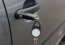 Gallery Locksmith Store Kew Gardens, NY 718-683-9878 - 18-Car-unlock